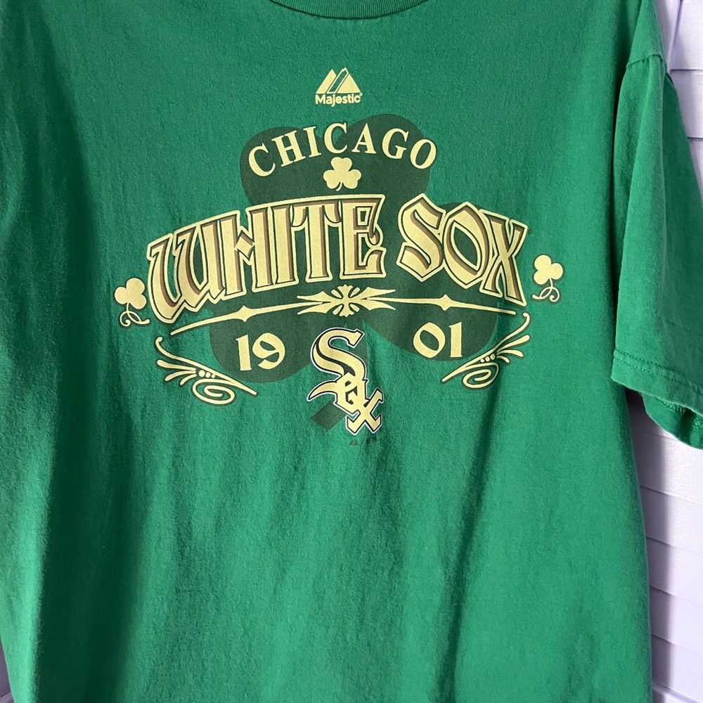 Majestic Green Chicago White Sox Tee